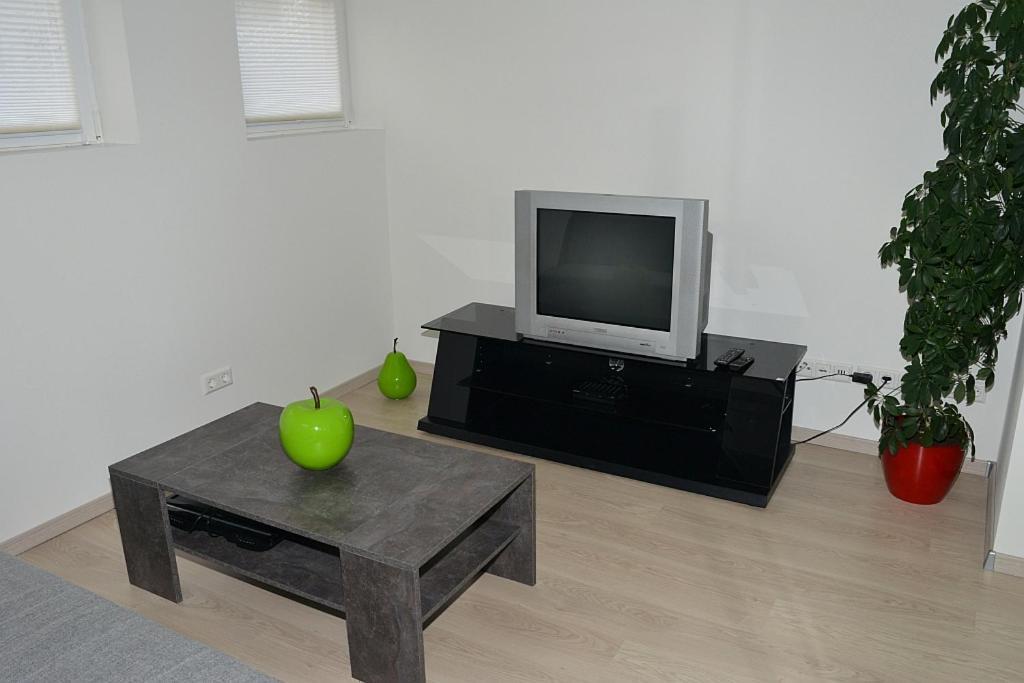 Apartment In Reutlingen / Sickenhausen Kültér fotó